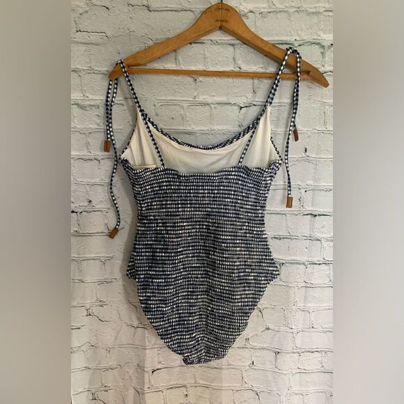 New Sperry smocked checked swimsuit. XL - Picture 4 of 6